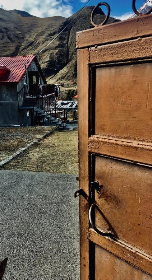 Guest House Chavchavadze N23 Kazbegi Ngoại thất bức ảnh