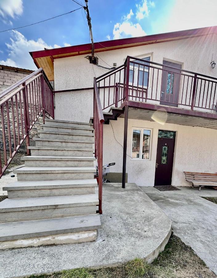 Guest House Chavchavadze N23 Kazbegi Ngoại thất bức ảnh